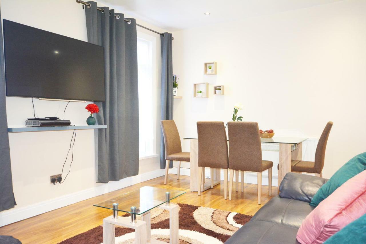 London Modern 4 Bedroom Apartment Exterior photo